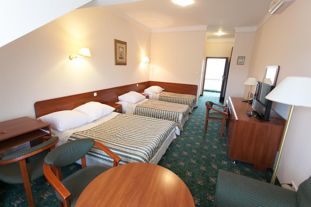 Hotel Twins II Varsóvia Quarto foto