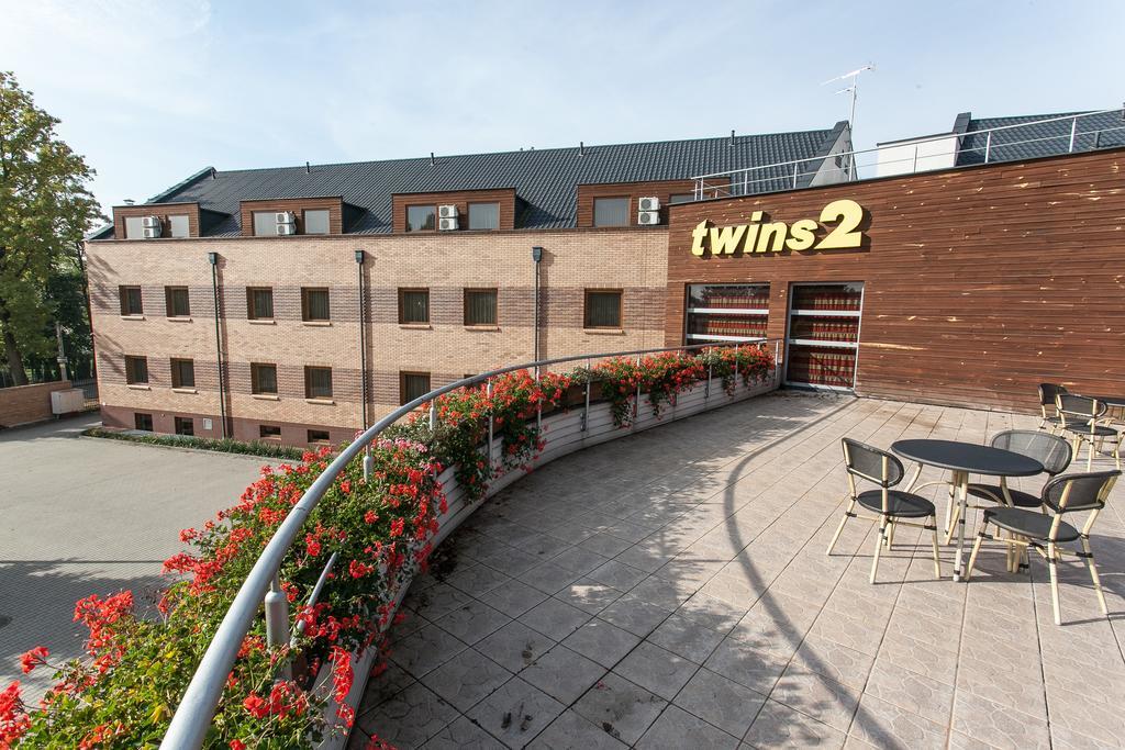 Hotel Twins II Varsóvia Exterior foto